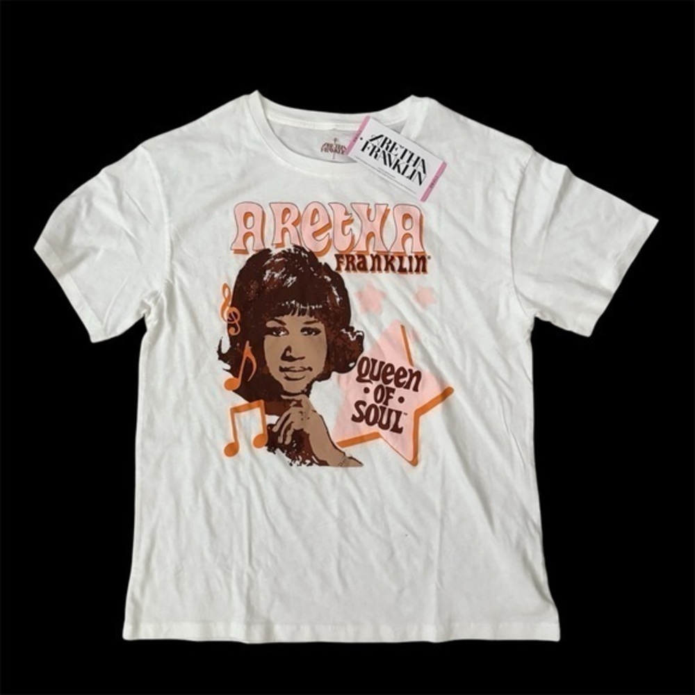 New Aretha Franklin White Graphic Tee “Queen of Soul”